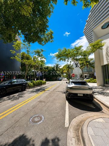 250 NW 51st St, Miami, FL 33127
