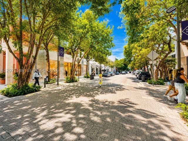 250 NW 51st St, Miami, FL 33127