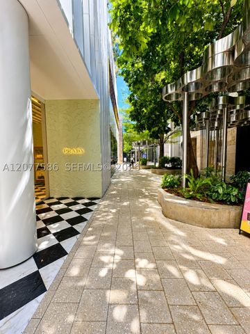 250 NW 51st St, Miami, FL 33127