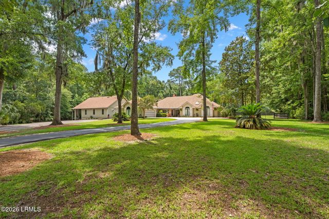 3 Pine Hill Court, Bluffton, SC 29910