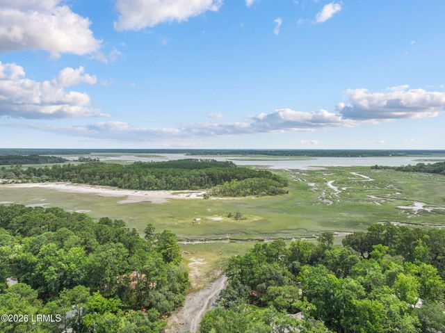 3 Pine Hill Court, Bluffton, SC 29910