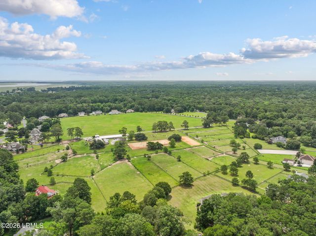 3 Pine Hill Court, Bluffton, SC 29910