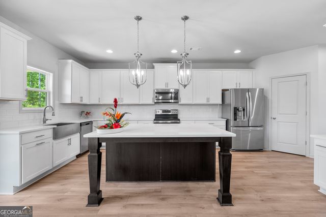 662 Eagles Nest Circle, Auburn, GA 30011