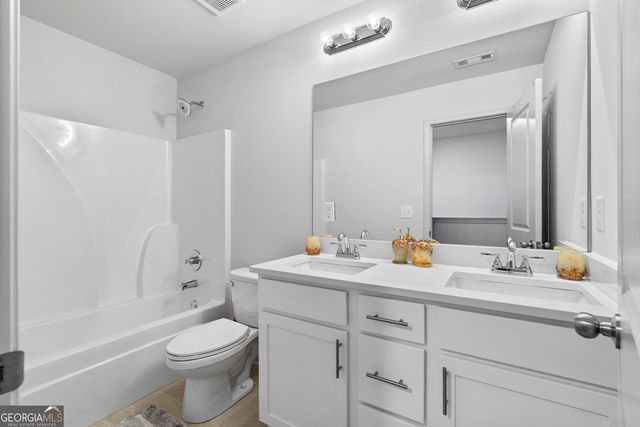 662 Eagles Nest Circle, Auburn, GA 30011