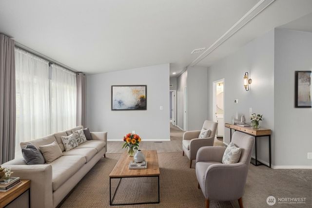 15400 SE 155th Place #28, Renton, WA 98058