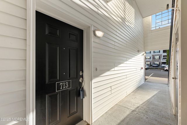 713 Stiller Lane, Monroe, NJ 08831