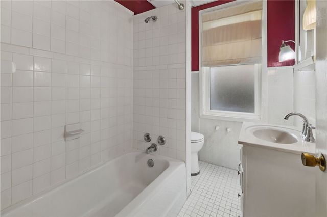 2757-2759 Churchview Ave, Carrick, PA 15227