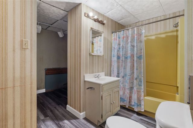 2757-2759 Churchview Ave, Carrick, PA 15227