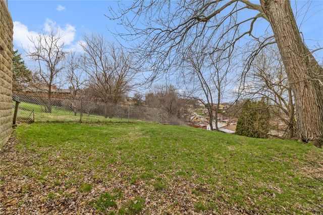 2757-2759 Churchview Ave, Carrick, PA 15227