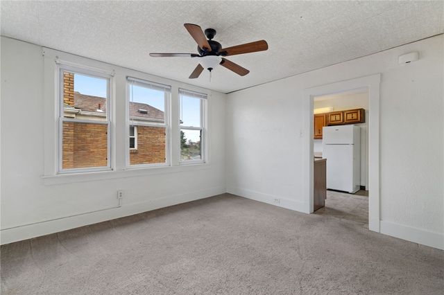 2757-2759 Churchview Ave, Carrick, PA 15227