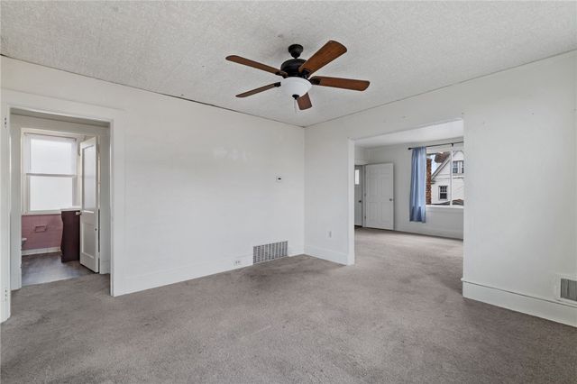 2757-2759 Churchview Ave, Carrick, PA 15227