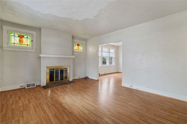 2757-2759 Churchview Ave, Carrick, PA 15227