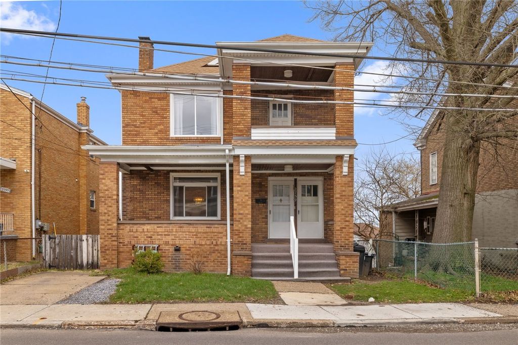 2757-2759 Churchview Ave, Carrick, PA 15227