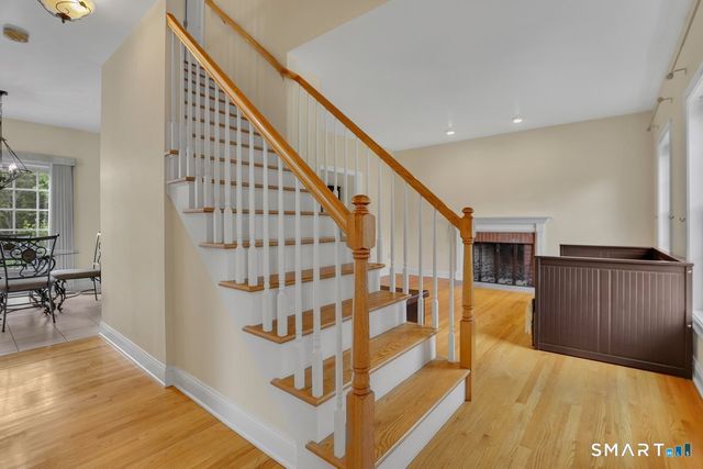 95 Higgins Road, Cheshire, CT 06410