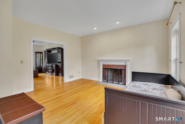 95 Higgins Road, Cheshire, CT 06410