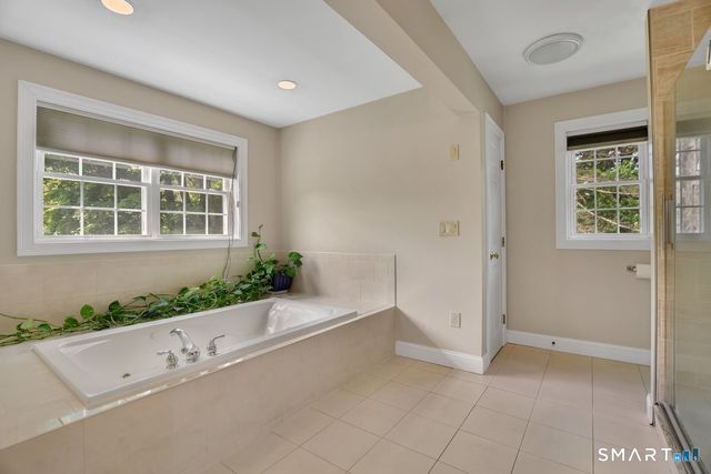 95 Higgins Road, Cheshire, CT 06410