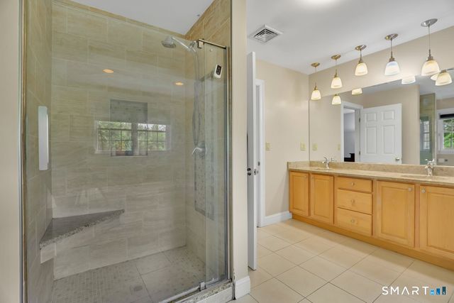 95 Higgins Road, Cheshire, CT 06410