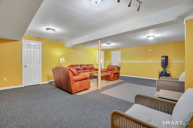 95 Higgins Road, Cheshire, CT 06410