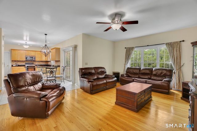95 Higgins Road, Cheshire, CT 06410
