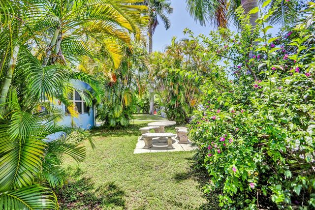 2695 SE 1ST Court 2, Pompano Beach, FL 33062