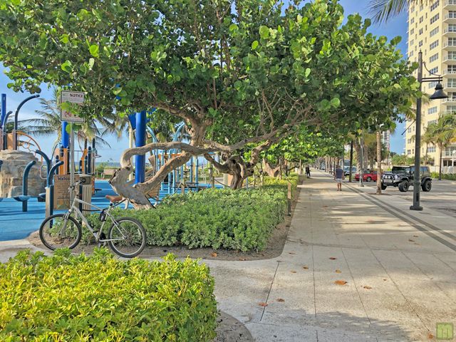 2695 SE 1ST Court 2, Pompano Beach, FL 33062