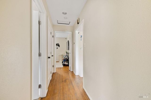 903 Jones Ct, Pinole, CA 94564