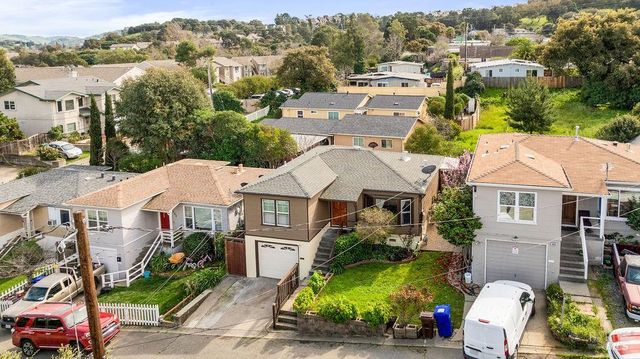903 Jones Ct, Pinole, CA 94564