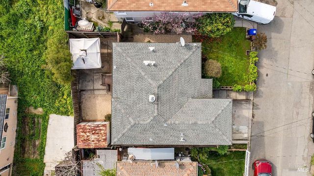 903 Jones Ct, Pinole, CA 94564