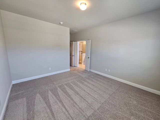 549 Hutchinson Lane, Lewisville, TX 75077