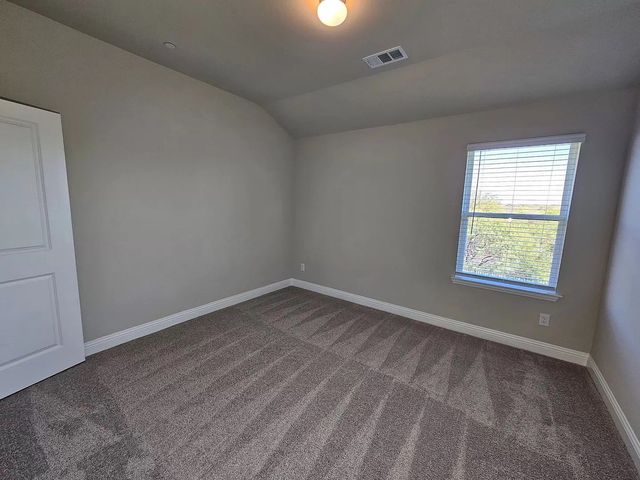 549 Hutchinson Lane, Lewisville, TX 75077