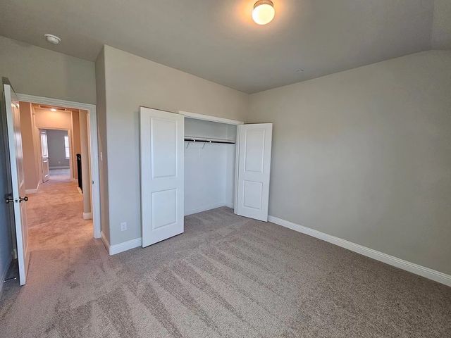 549 Hutchinson Lane, Lewisville, TX 75077