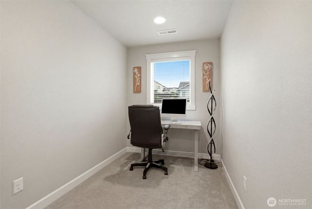 618 E Tanoak Avenue, La Center, WA 98629