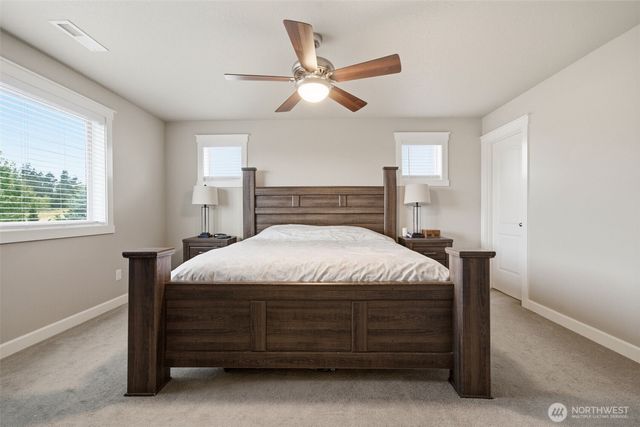 618 E Tanoak Avenue, La Center, WA 98629