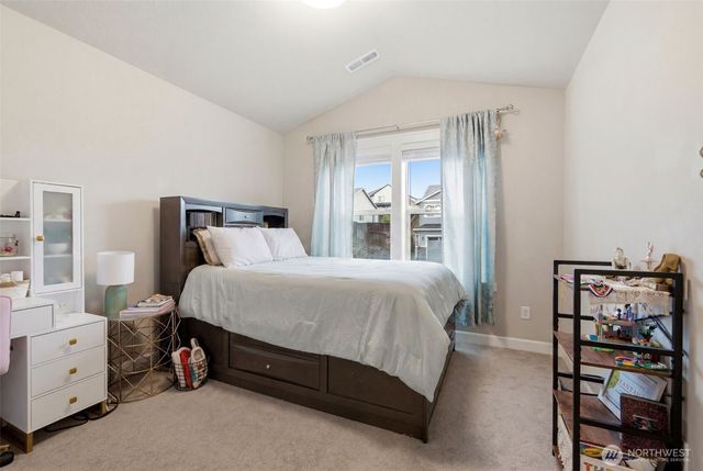 618 E Tanoak Avenue, La Center, WA 98629
