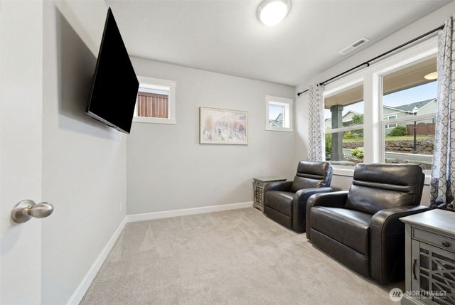 618 E Tanoak Avenue, La Center, WA 98629