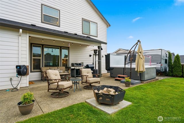 618 E Tanoak Avenue, La Center, WA 98629