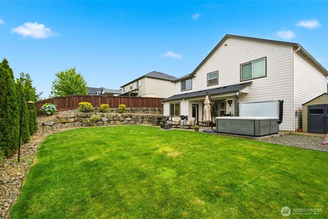 618 E Tanoak Avenue, La Center, WA 98629