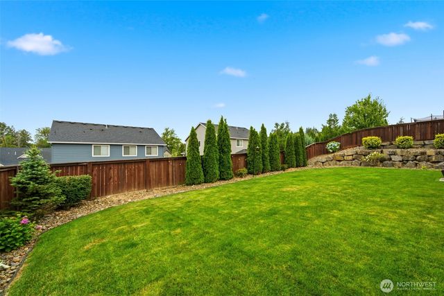 618 E Tanoak Avenue, La Center, WA 98629