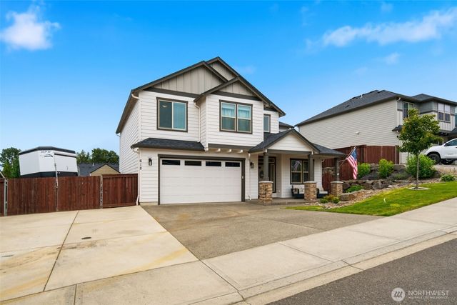 618 E Tanoak Avenue, La Center, WA 98629