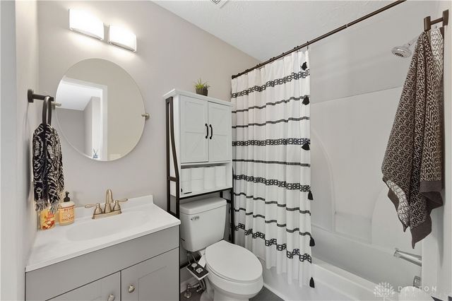 5746 Desoto Street, Dayton, OH 45426