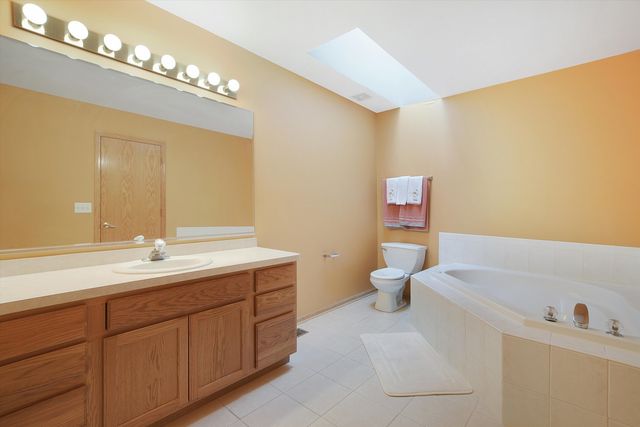 6963 Margaret Courtyard, Tinley Park, IL 60477