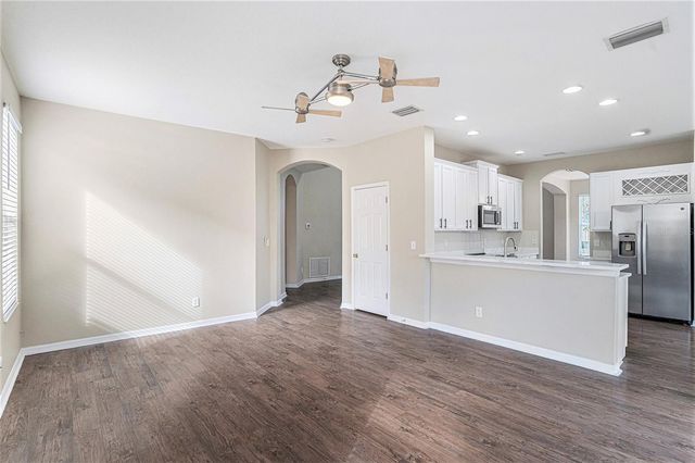 8602 SANDY PLAINS DRIVE, Riverview, FL 33578