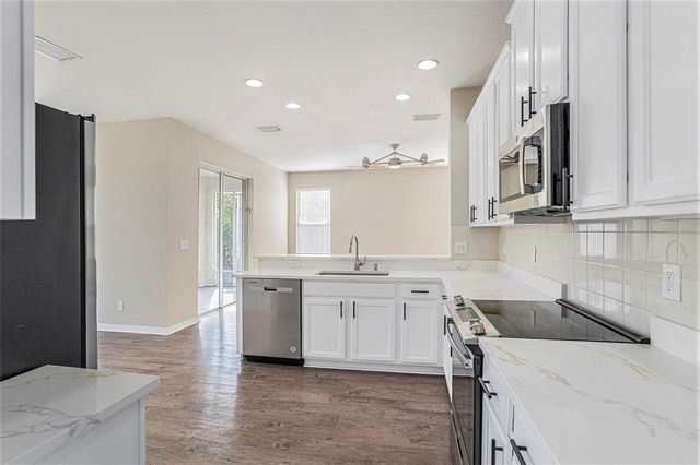 8602 SANDY PLAINS DRIVE, Riverview, FL 33578