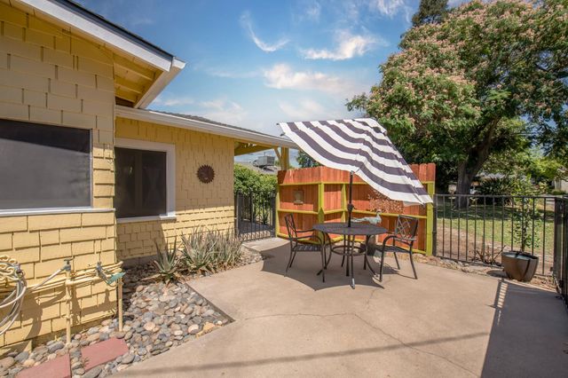 330 E Cornell Avenue, Fresno, CA 93704