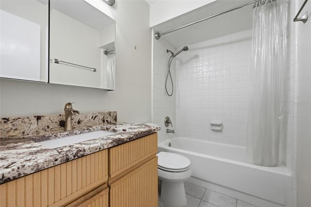 3426 NW 37TH AVENUE 3426, Gainesville, FL 32605