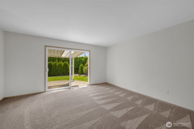 3050 Chelsea Lane, Enumclaw, WA 98022