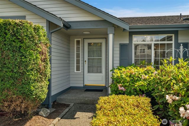 3050 Chelsea Lane, Enumclaw, WA 98022