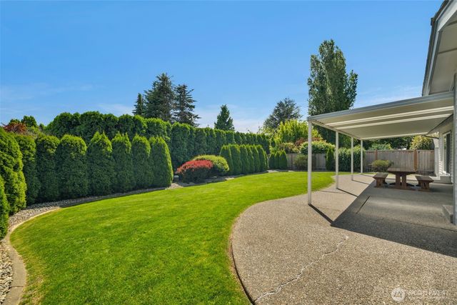 3050 Chelsea Lane, Enumclaw, WA 98022