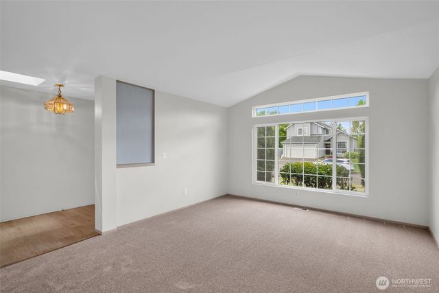 3050 Chelsea Lane, Enumclaw, WA 98022