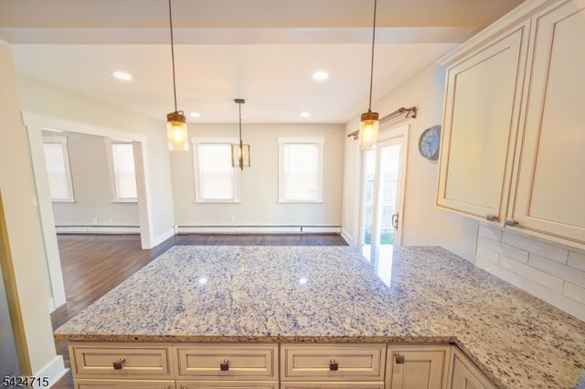 17 Erwin Pl, West Orange Twp., NJ 07052